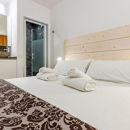 Bajo Interior Sin Ventana En Barri Port Maritim Apartment Tarragona Exterior photo